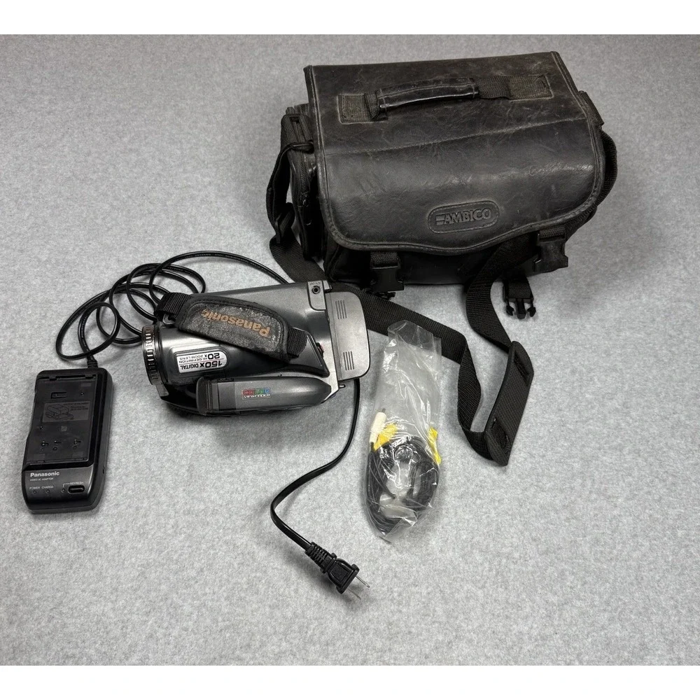 Panasonic Palmcorder VHS c Original Charger User Manual Carrying Case